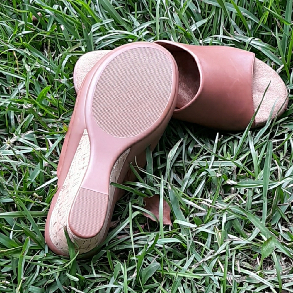 Sandals - Picture 5 of 5